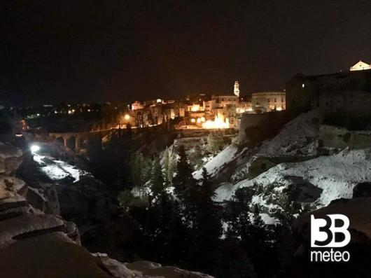 L'affascinante Gravina in Puglia, sullo sfondo ponte acquedotto romano del 700. Foto del 06-01-2019