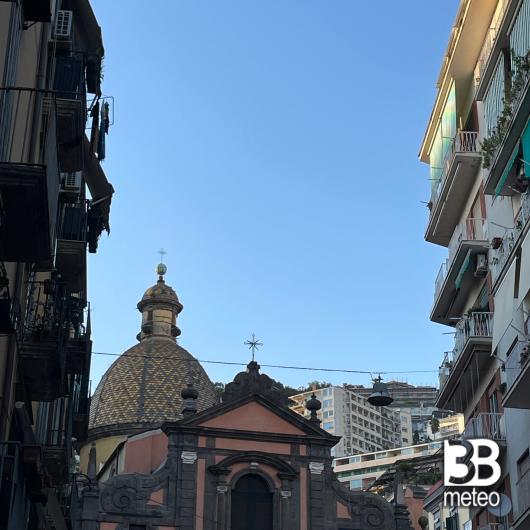 Via santa maria in portico chiaia