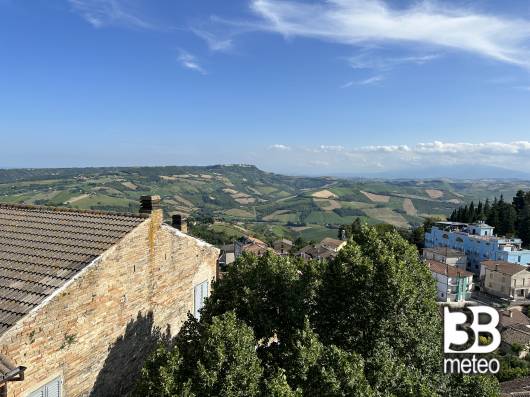 view over val menocchia towards ripatransone