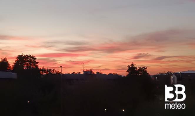 tramonto 6 aprile 2026