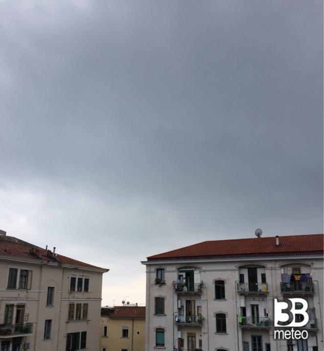Salerno piove ore 13.15