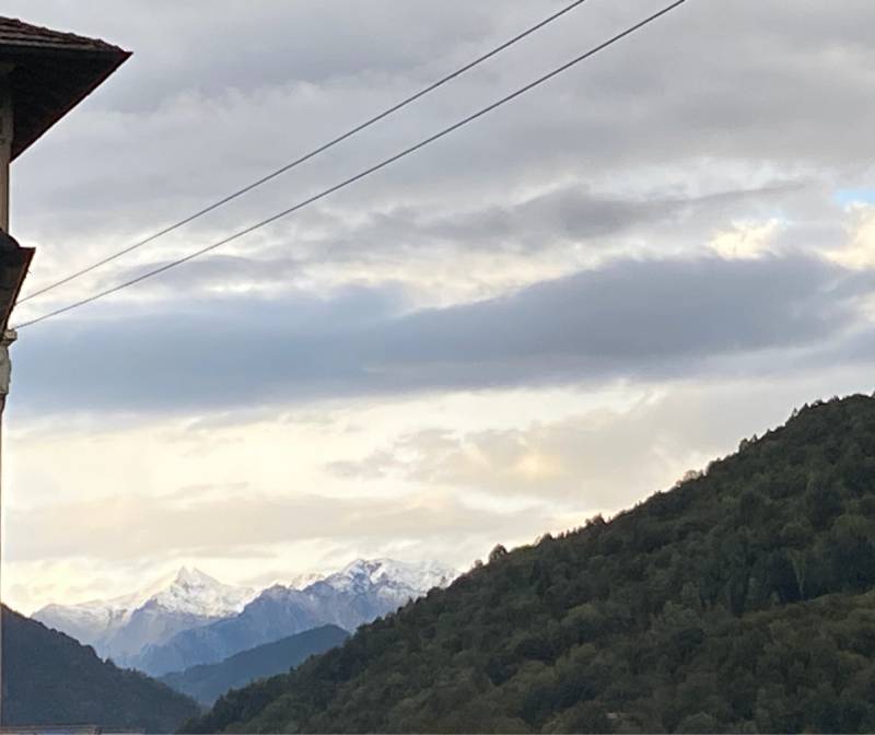 Prima neve sulle prealpi orobie