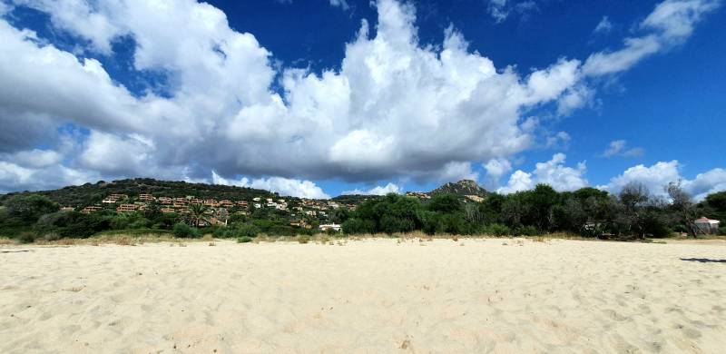 Nuvole all'orizzonte