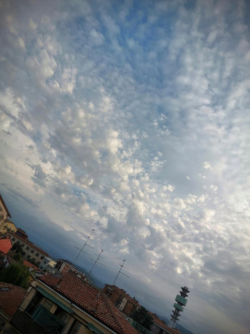 quando cammino su queste dannate nuvole la mery