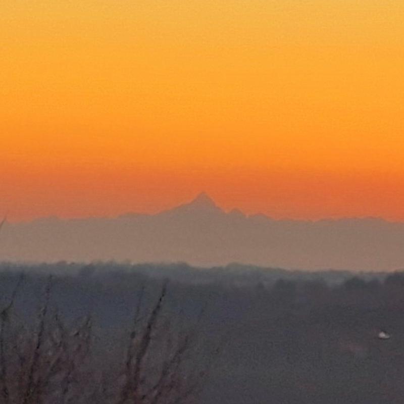 monviso al tramonto