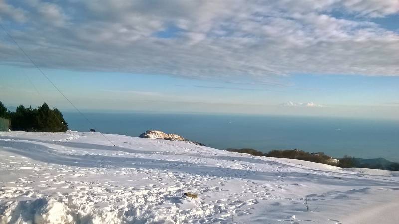un po di neve sul Monte Beigua