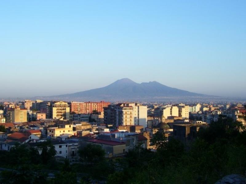 vista panoramica con Vesuvio