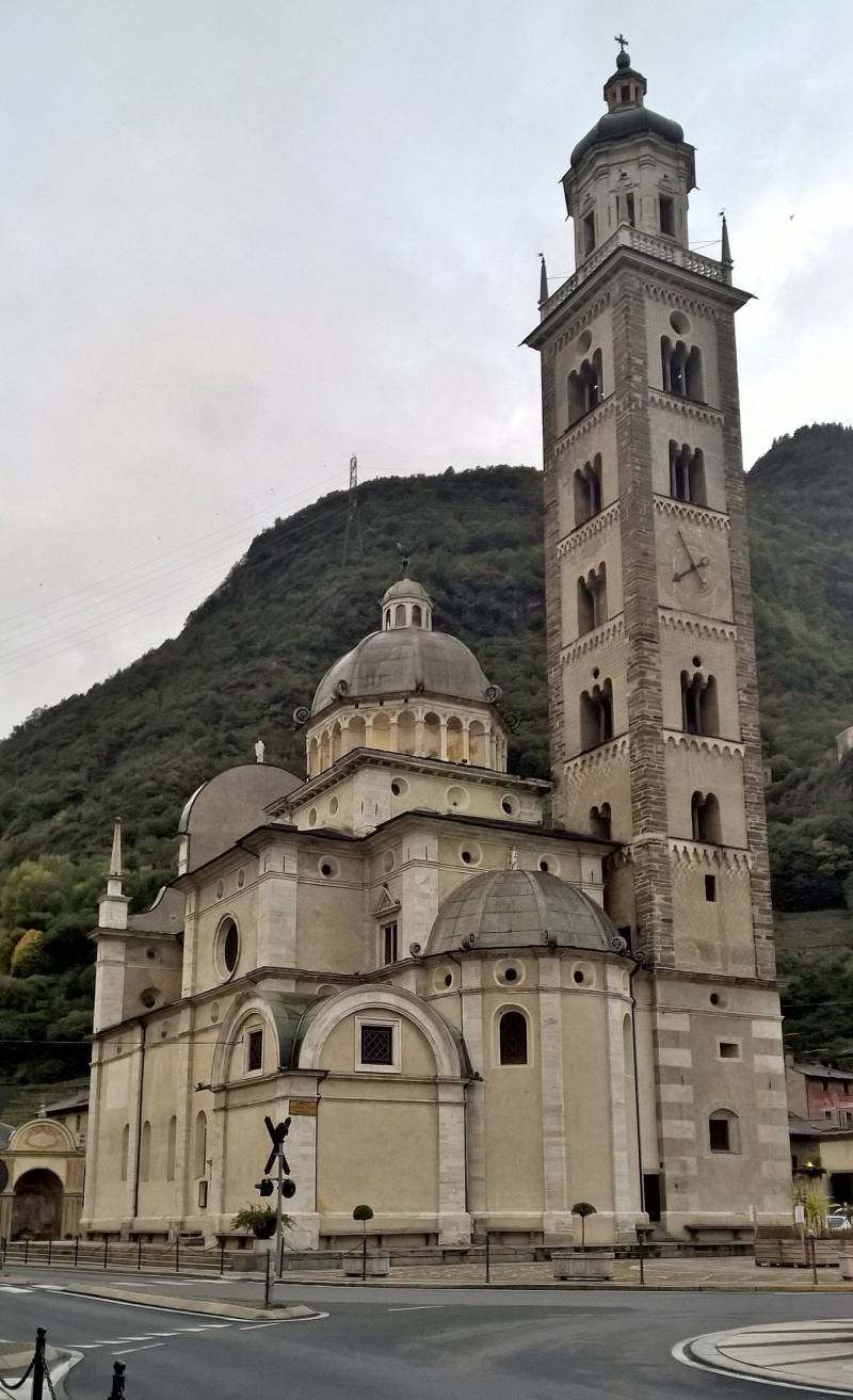 Madonna di Tirano Basilica