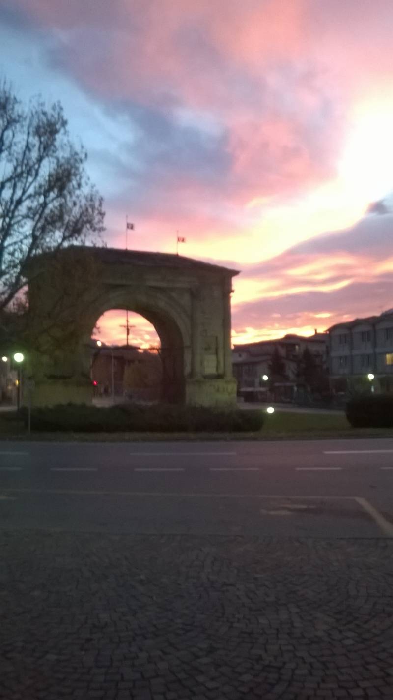 alba Arco d'Augusto