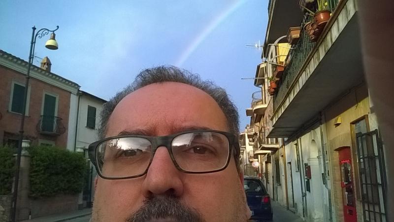 selfie con arcobaleno