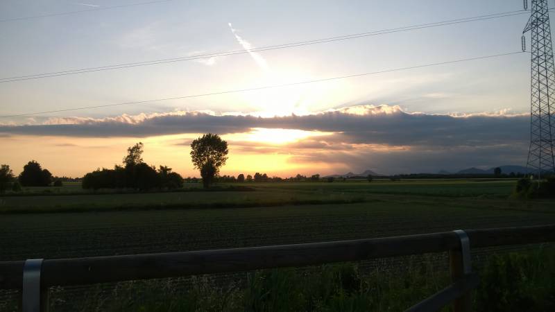 tramonto di campagna 