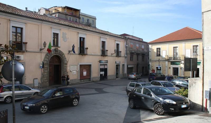 Chiaravalle Centrale piazza Dante