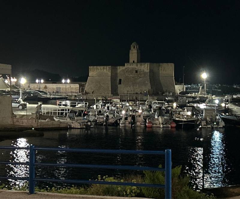 Marina di ostuni villanova