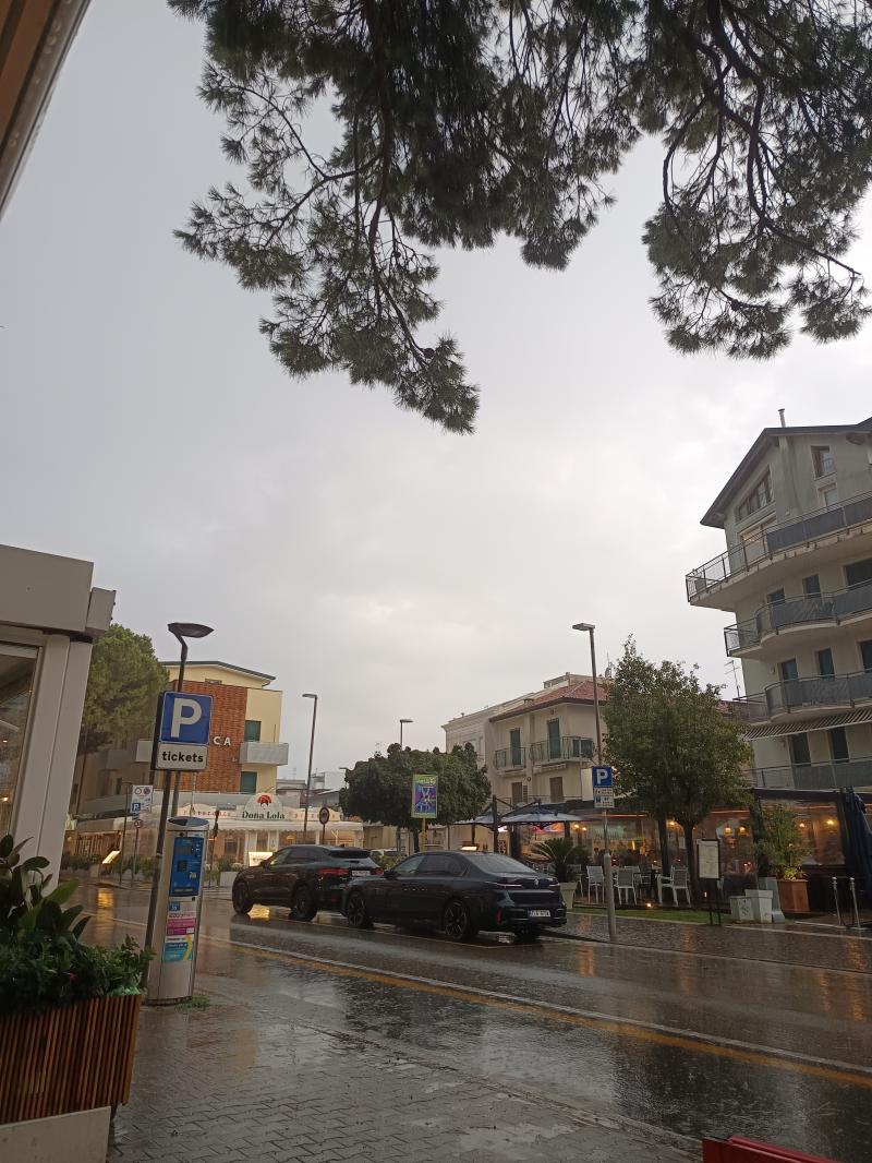 pioggia molto forte