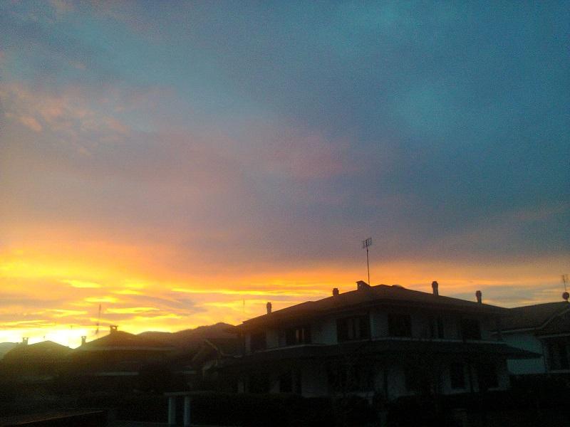 Che tramonto infuocato Foto di mia mamma presso Borgo San Dalmazzo 