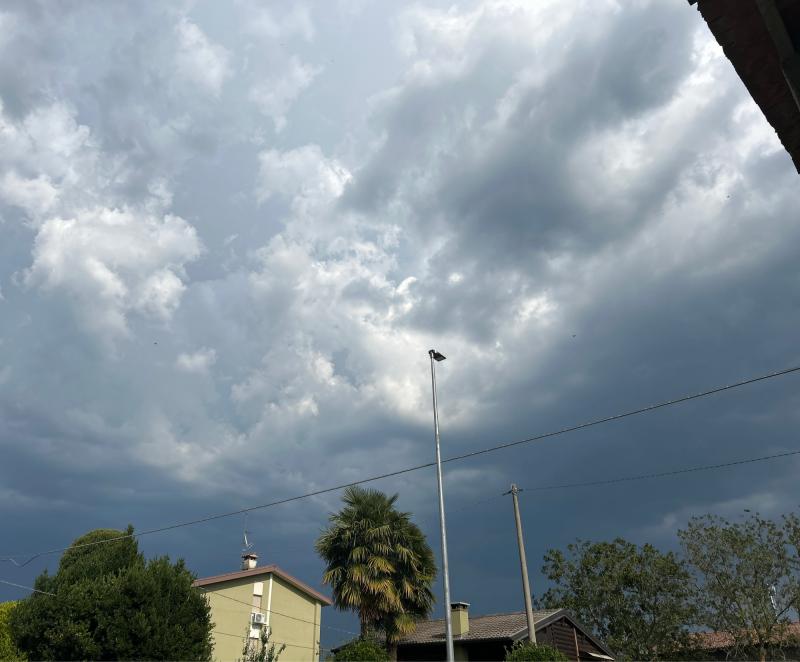 Sembra temporale