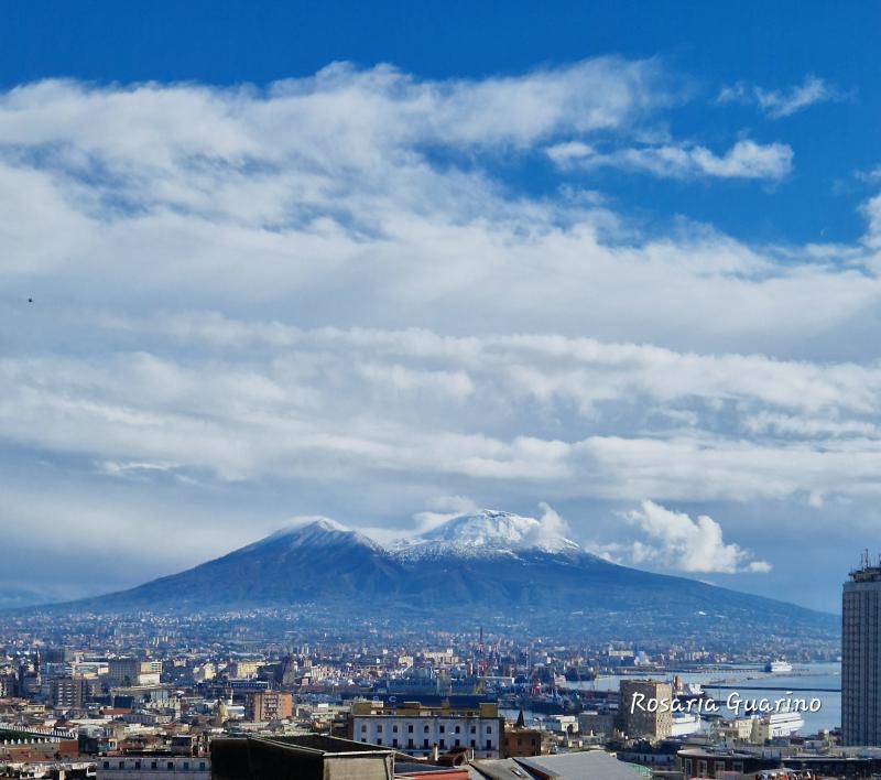 vesuvio innevato