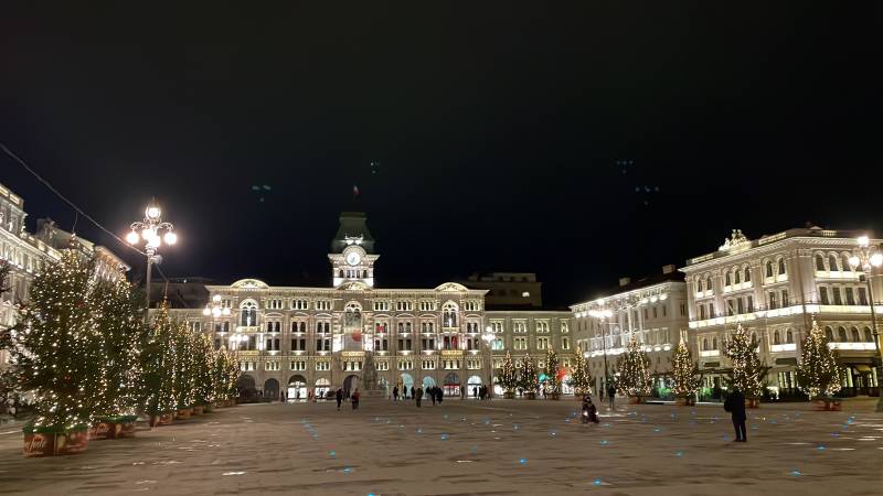 trieste piazza unita' di italia
