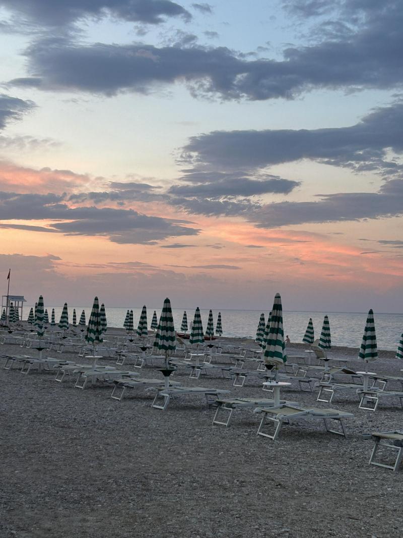 pineto beach