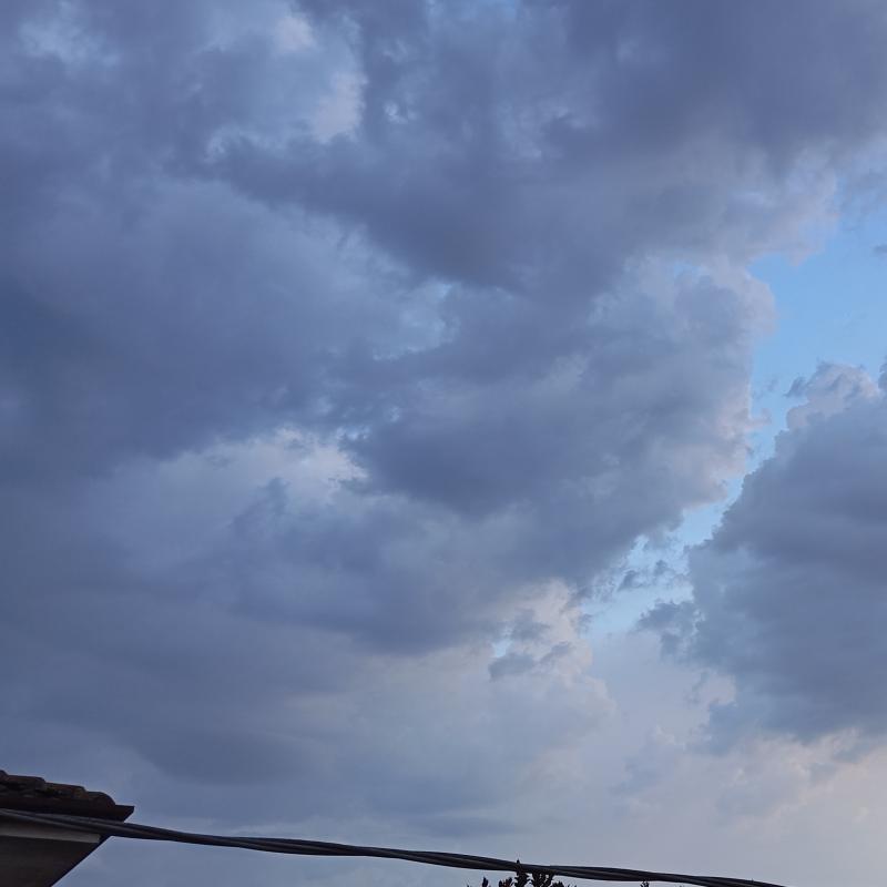 Vento e nuvole scure