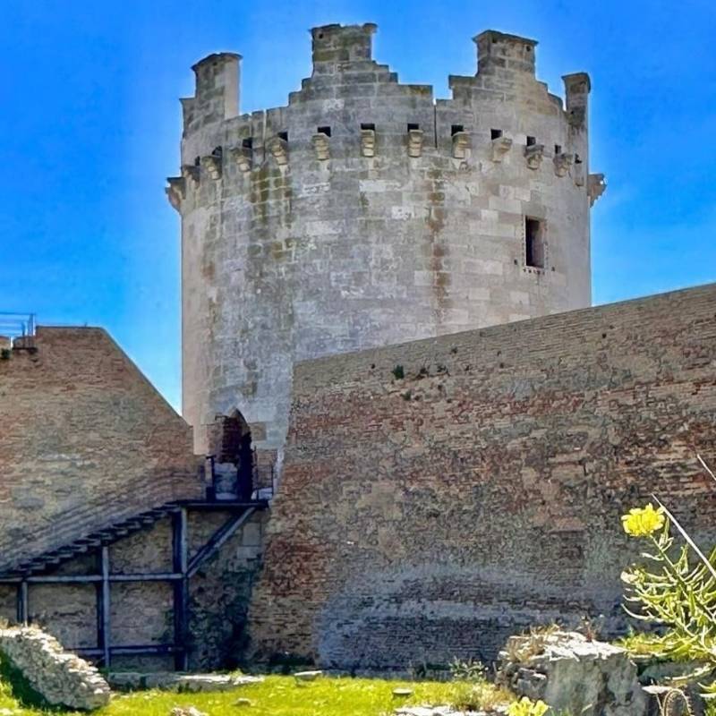 castello svevoangioino