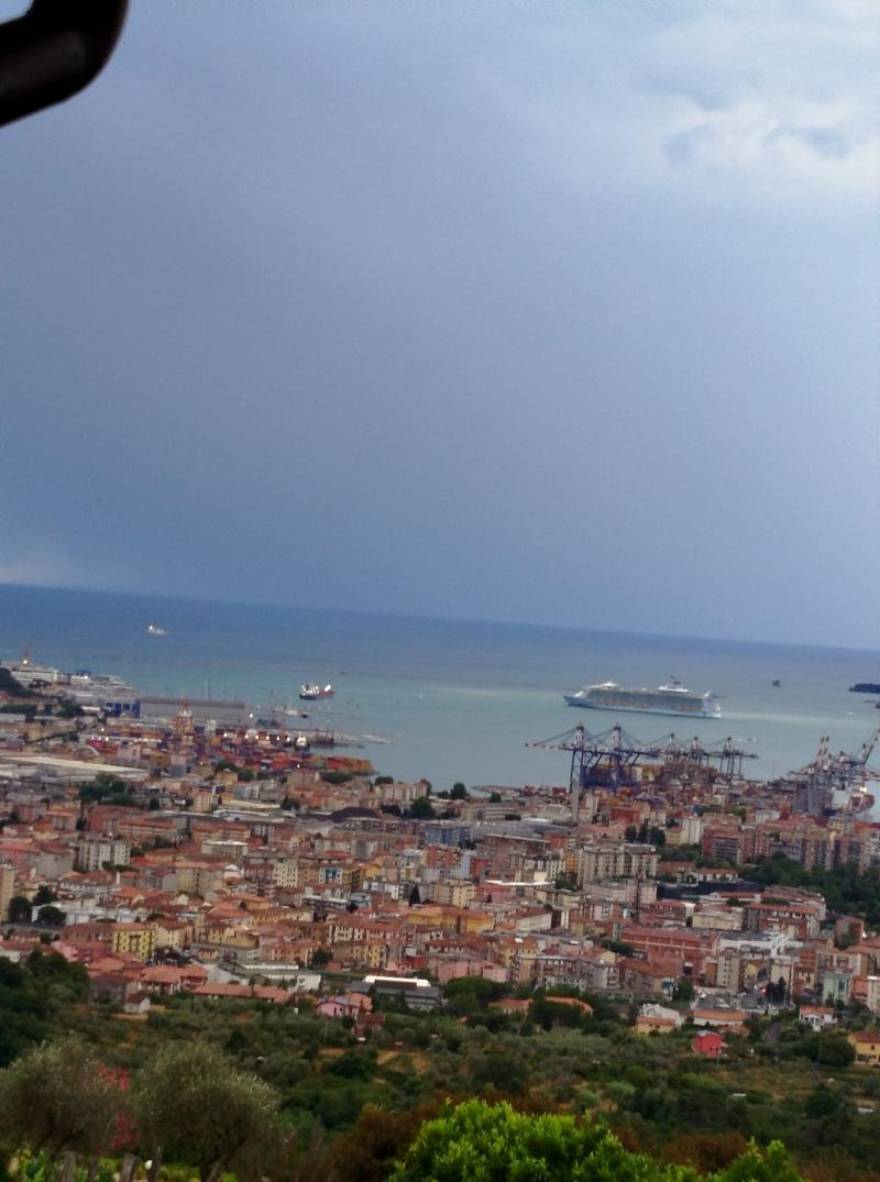tempo minaccioso con tuoni la Spezia est