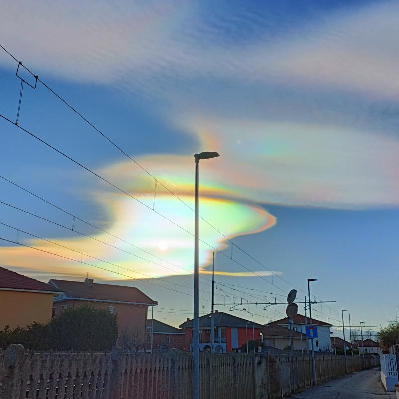22122023 rare nuvole iridescenti a Candiolo