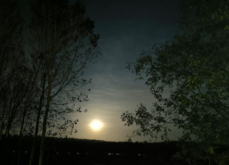 paesaggio lunare dalla ciclabile