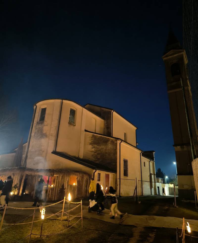 chiesa e presepe