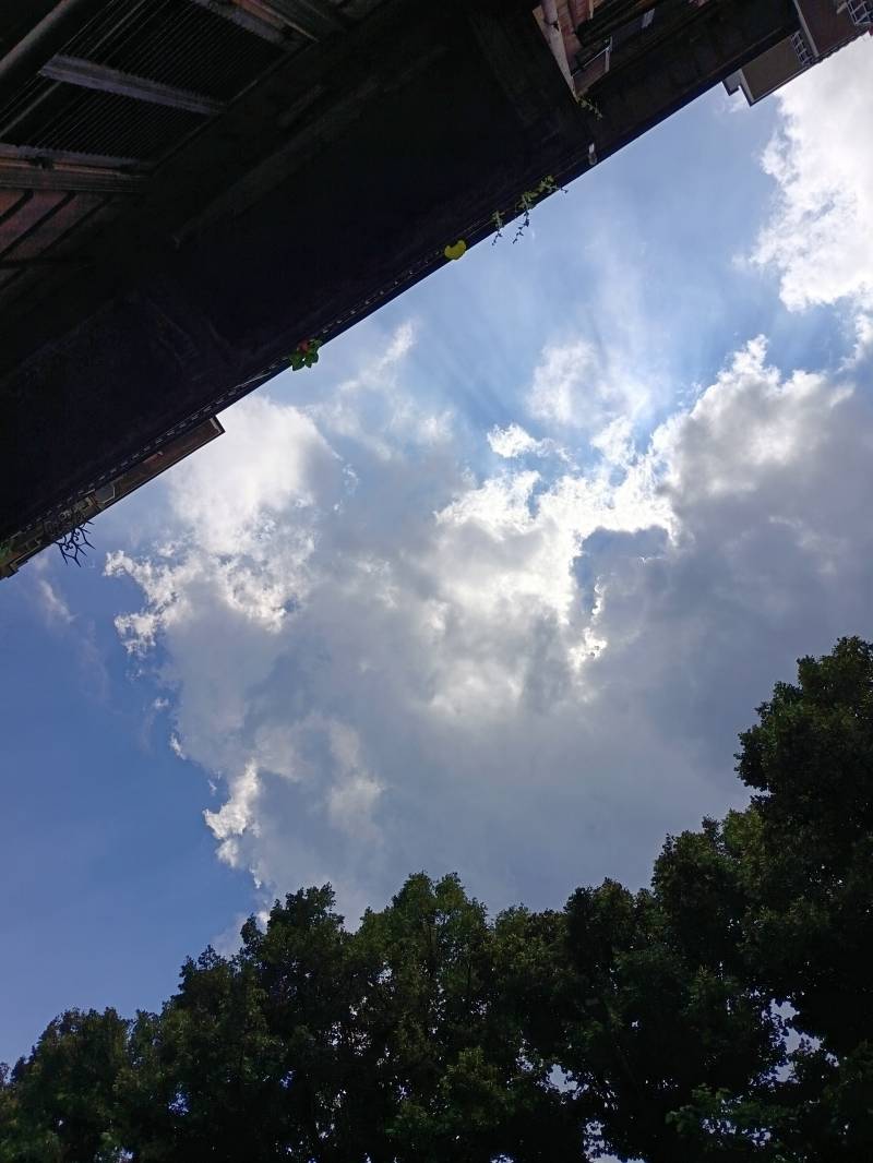 nuvole su lungo dora napoli