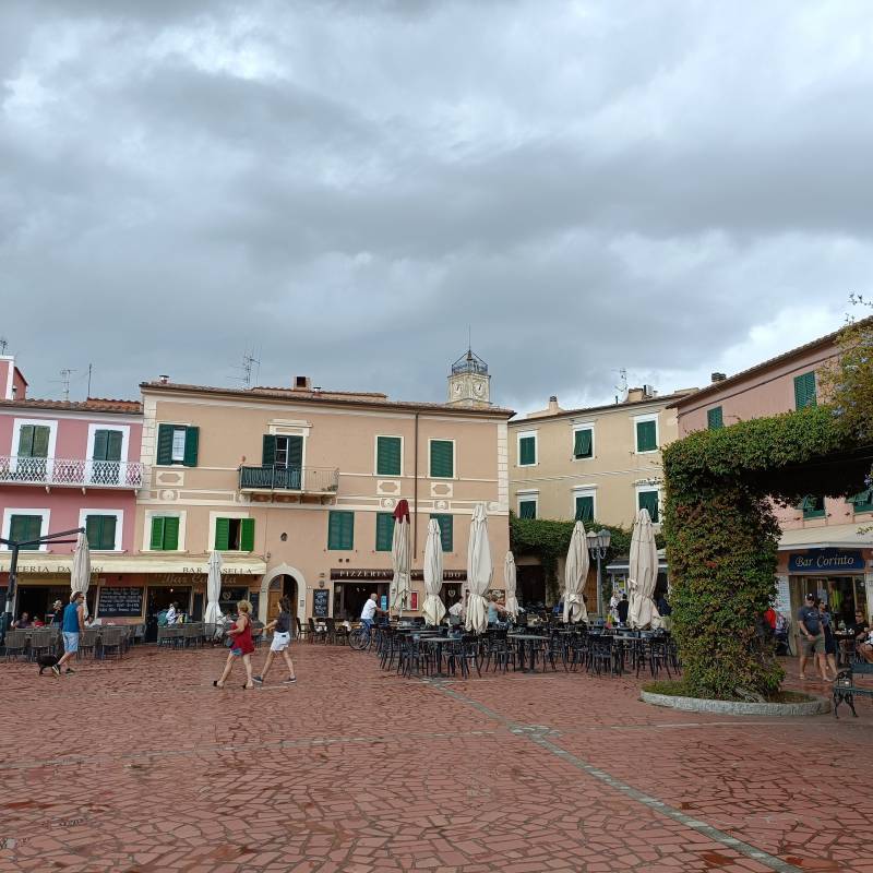 Fotosegnalazione di Porto azzurro