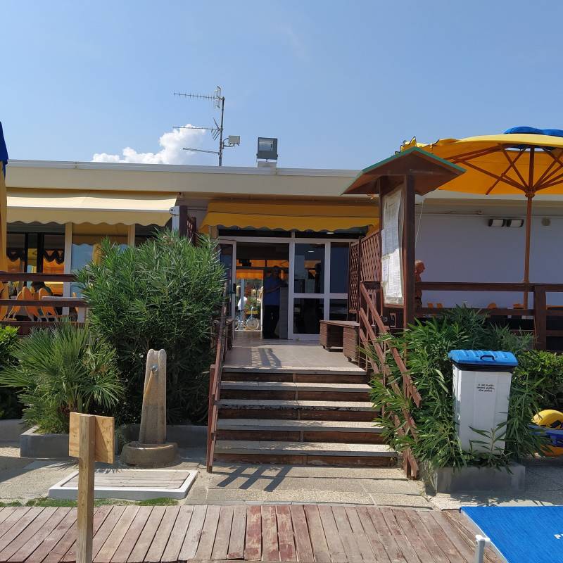 Fotosegnalazione di Villa rosa
