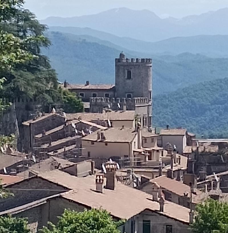 Il borgo di Orvinio
