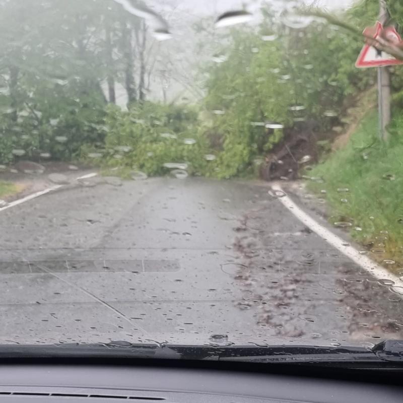 strada salita verso tonengo dasti.