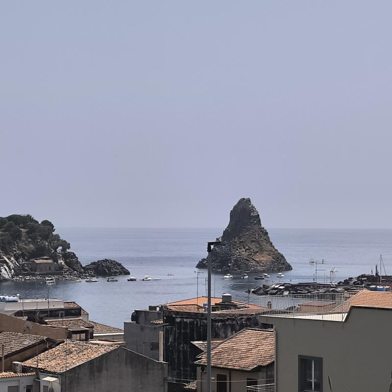 Fotosegnalazione di Aci trezza
