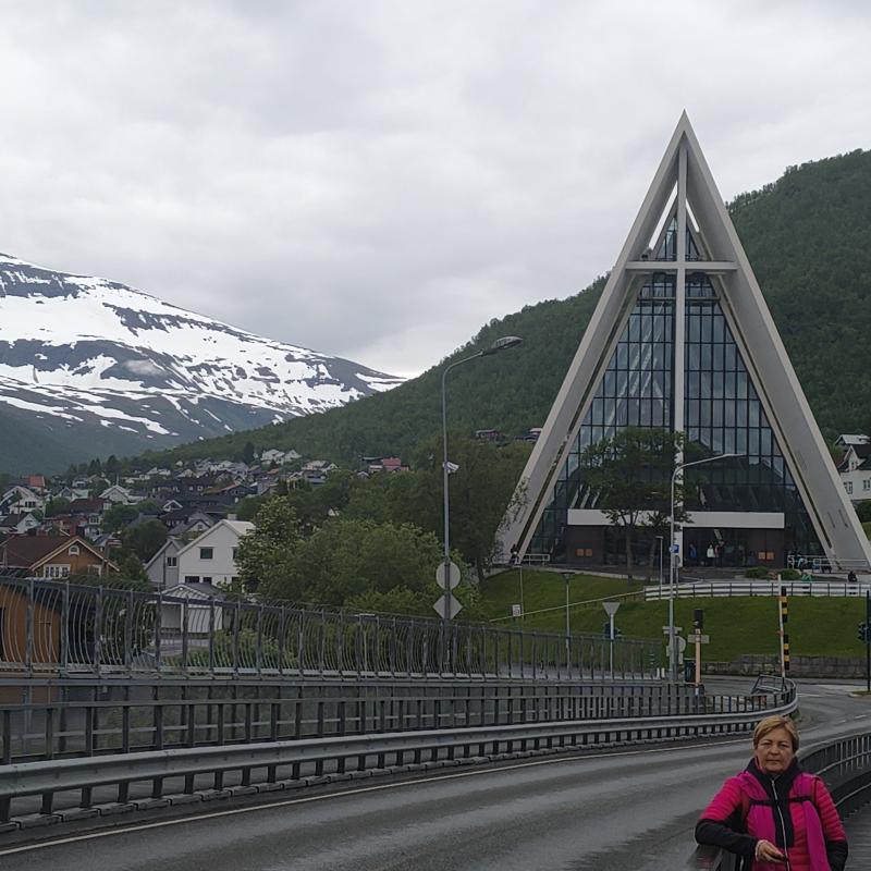 Tromso norvegia tempo nuvoloso con pioviggine