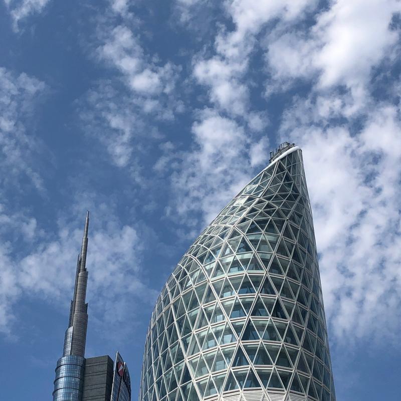 Fotosegnalazione di Milano porta garibaldi