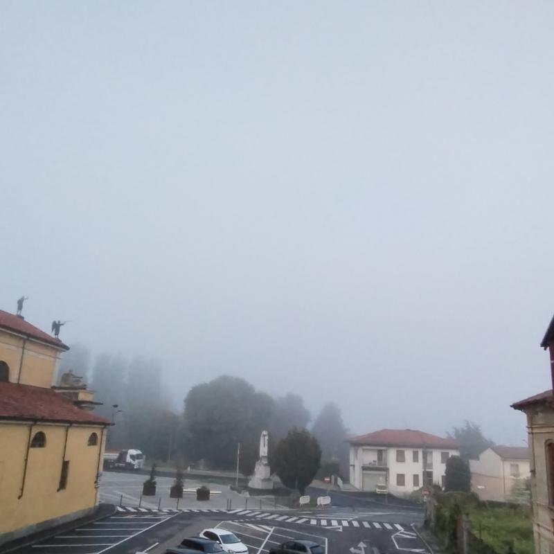 Nebbia ora piu' fitta