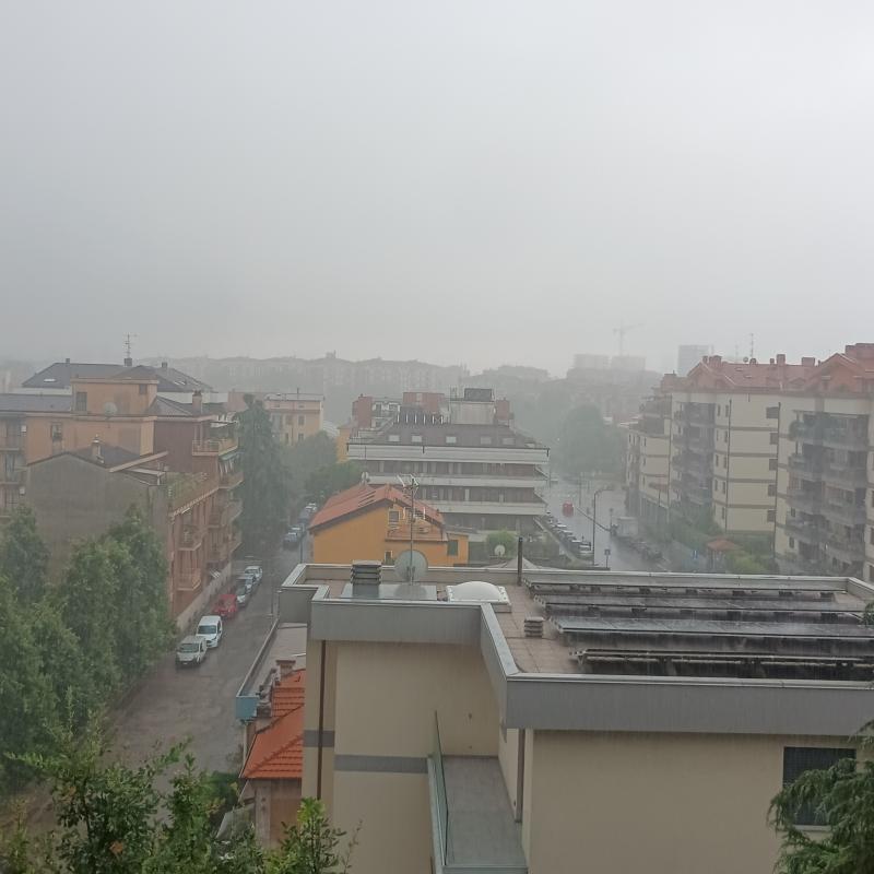 Dopo il caldo torrido oggi piove