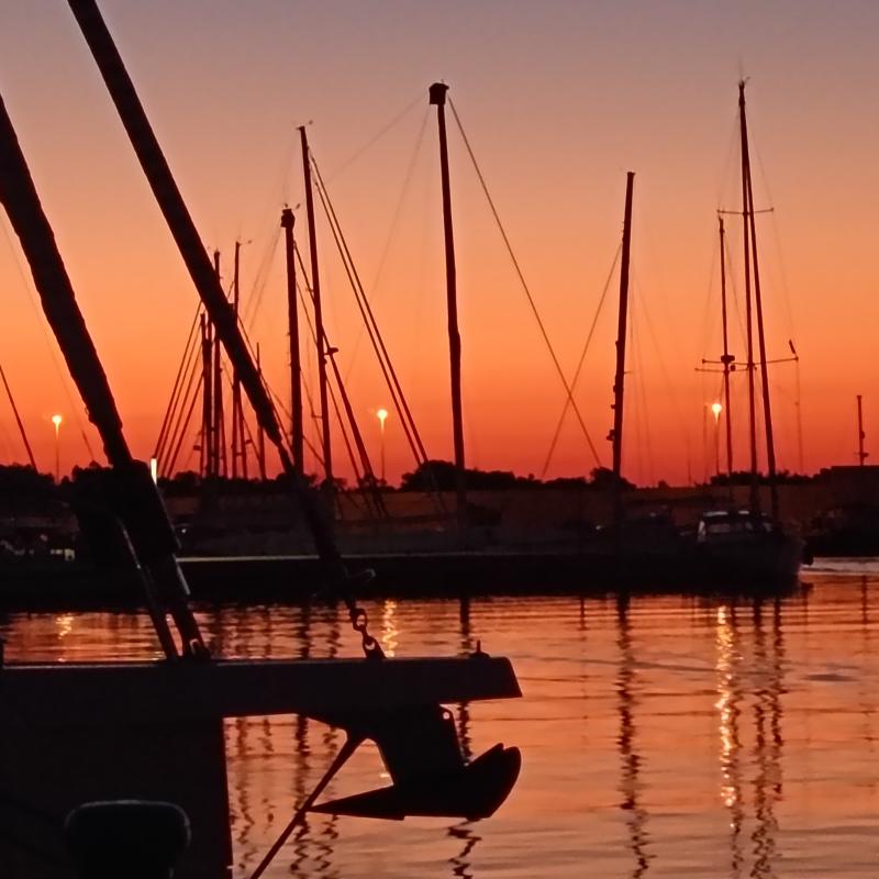 alba del 10 luglio Roccella Ionica