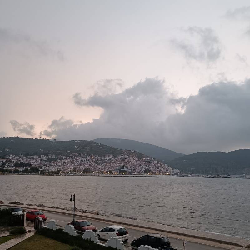 Fotosegnalazione di Sko'pelos