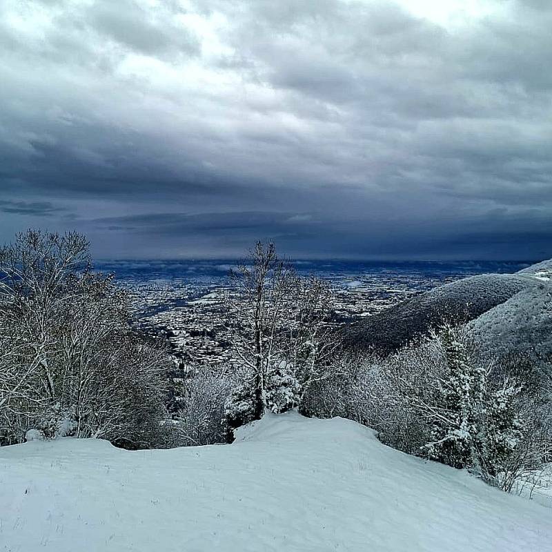 nevicata monte di nese