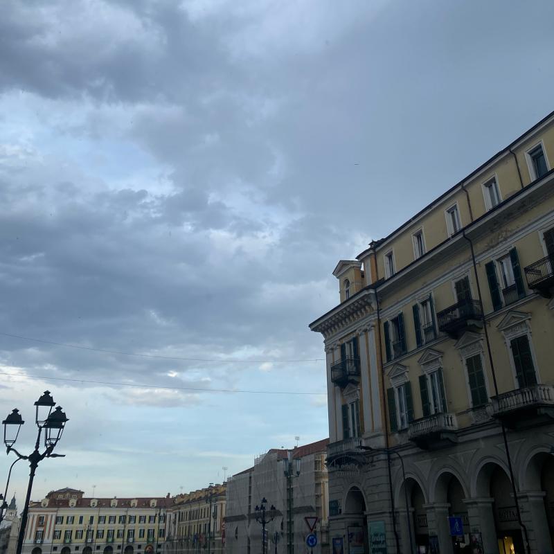 Pioggerella a cuneo centro