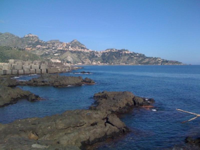 Lungomare giardini naxos