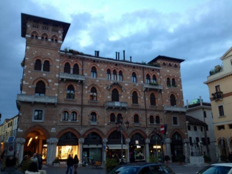 Piazza San Vito