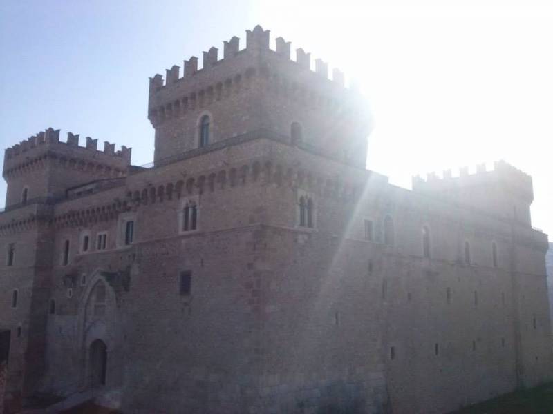 Castello Piccolomini 