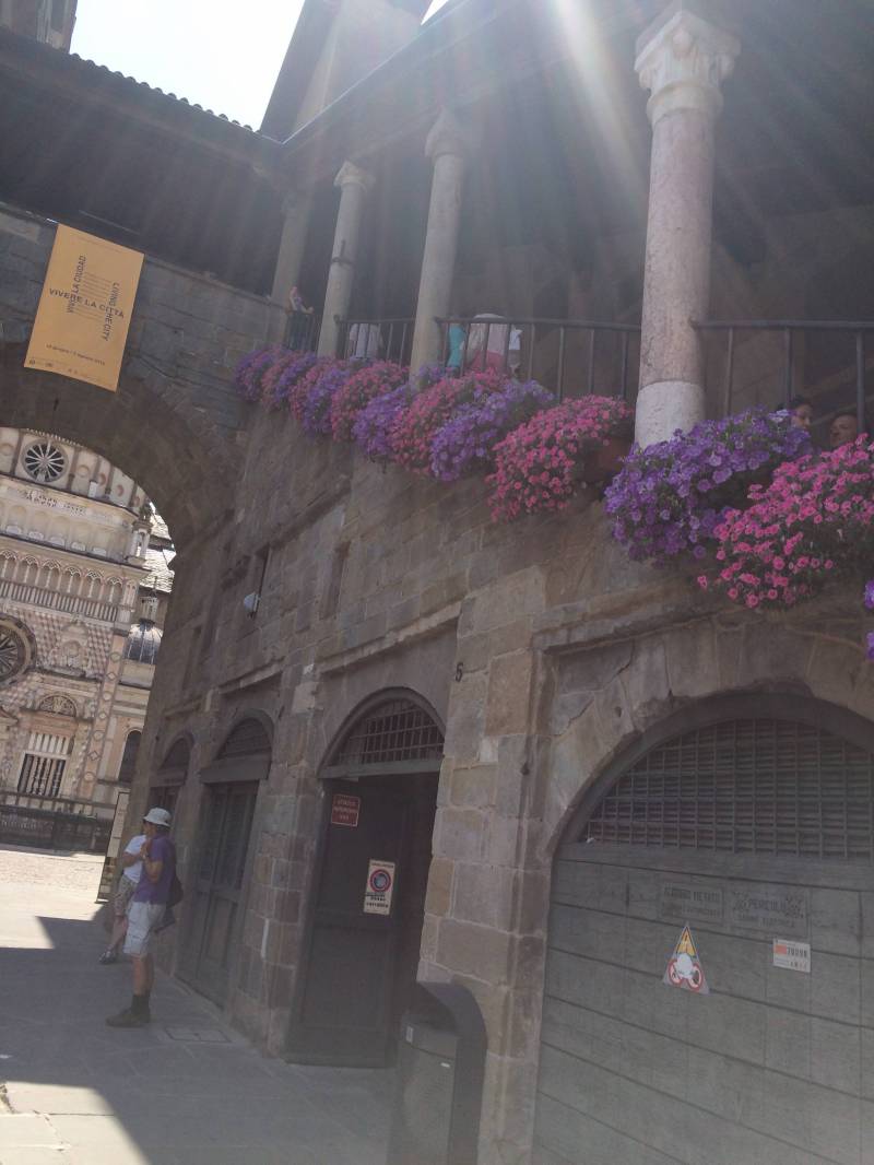 Piazza Vecchia In fiore..
