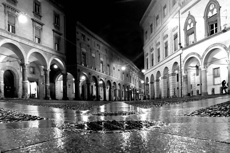 Piazza Santo Stefano Notturna
