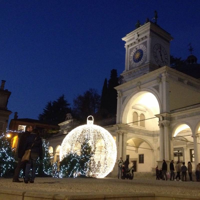 Natale In Piazza Lionello 