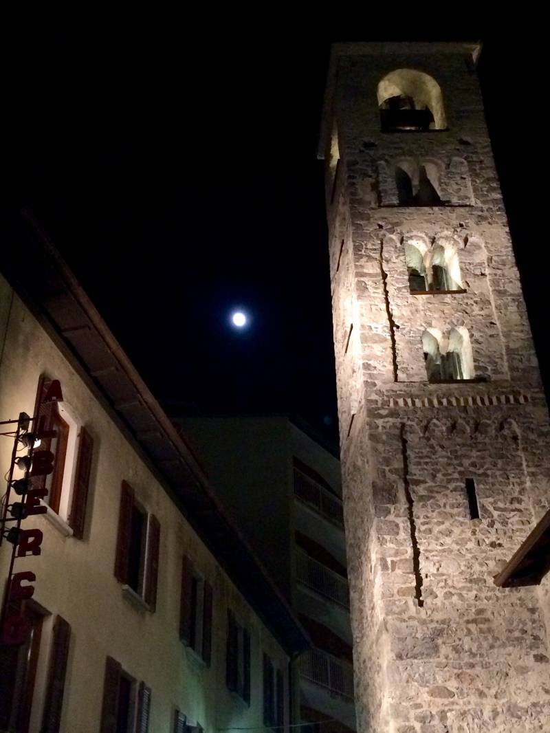 Luna piena su San Vitale